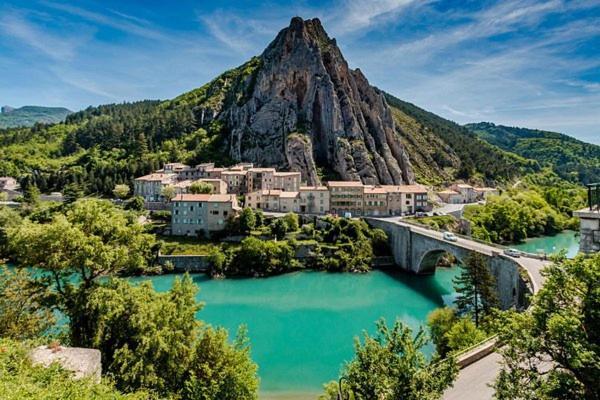 Вилла Bergerie De L Auche Valernes Экстерьер фото
