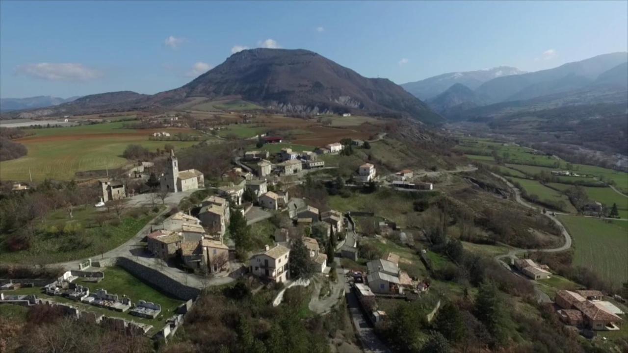 Вилла Bergerie De L Auche Valernes Экстерьер фото